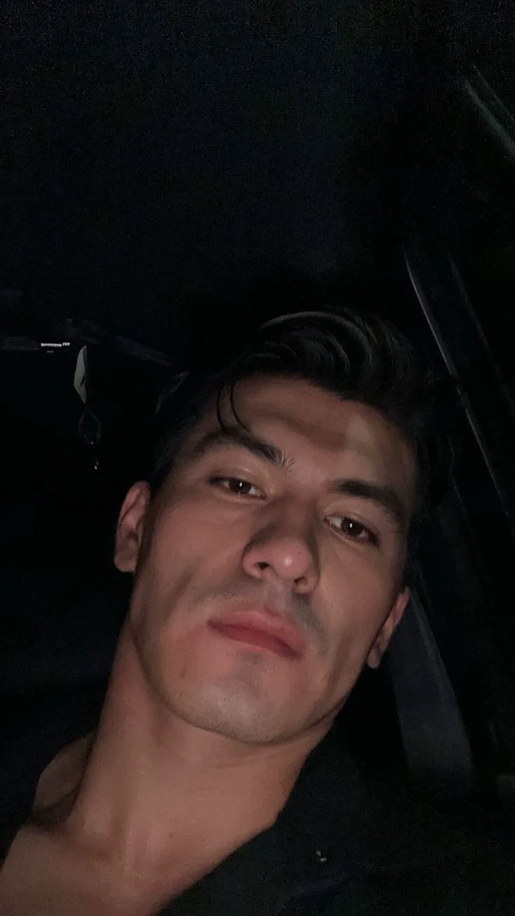 Alex thumbnail