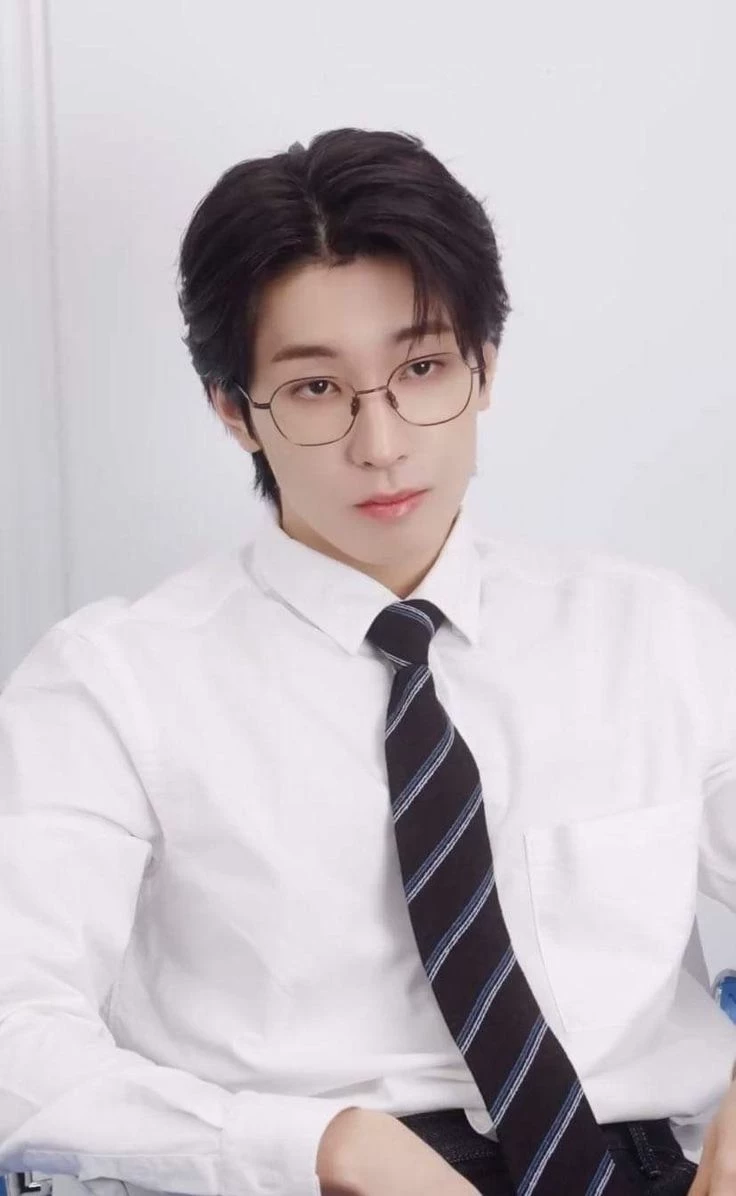 Jeon Wonwoo  thumbnail