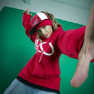 Tom Kaulitz thumbnail