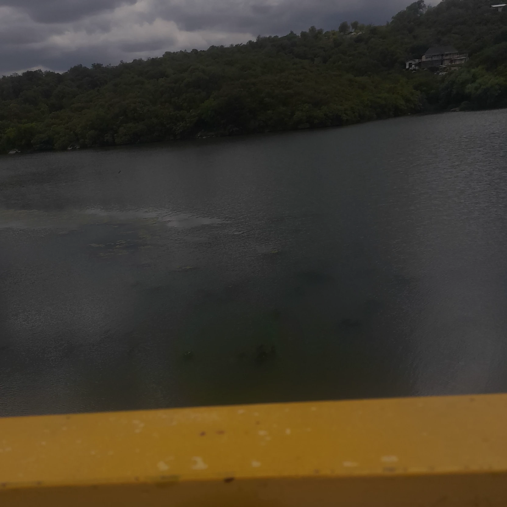 Tu.ezquuzo