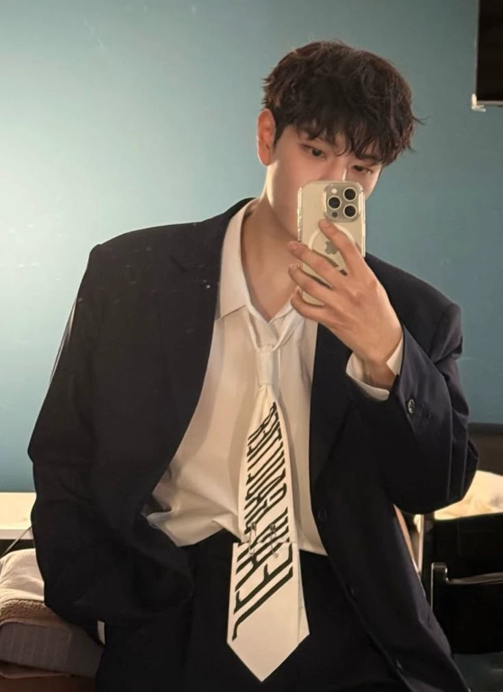 Seungmin  thumbnail