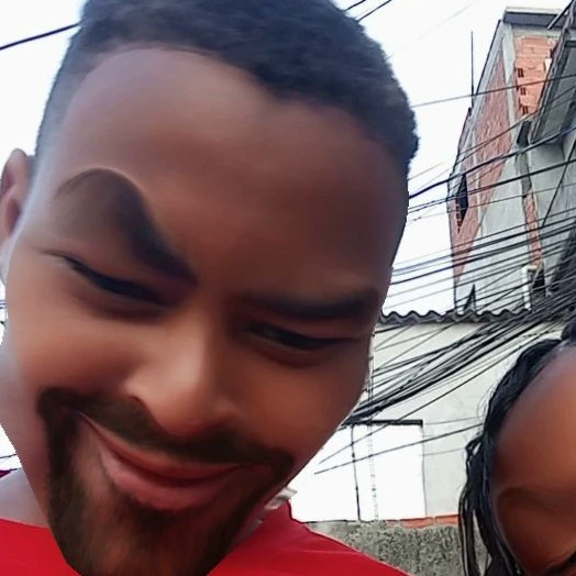 Soso linda demais a professora dos prof 