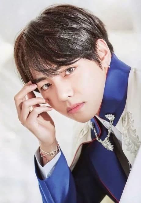 Taehyung👑 | BL thumbnail