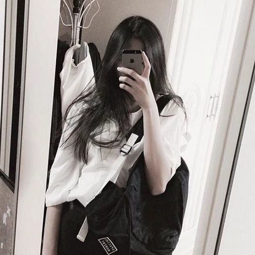 Lily 