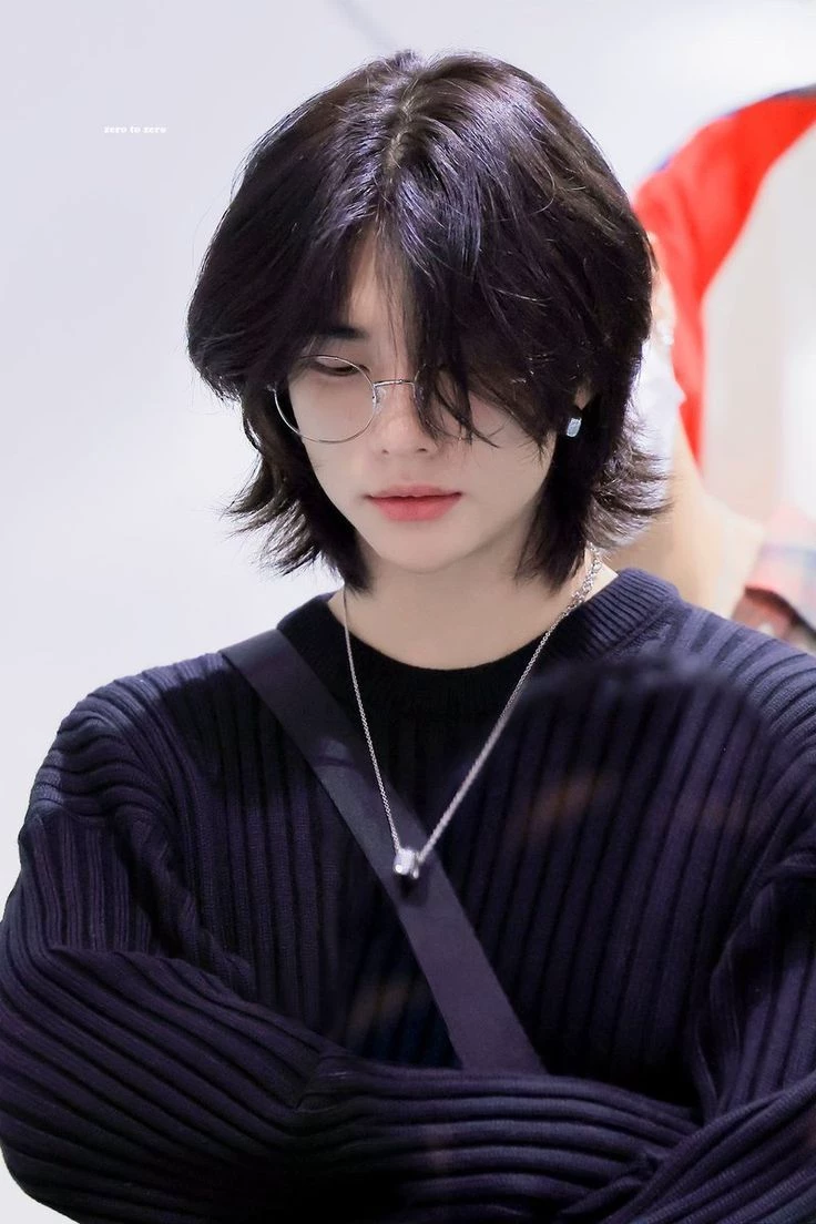 Hyunjin marido e professor  thumbnail