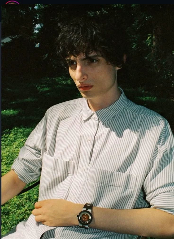 Finn wholfard  thumbnail