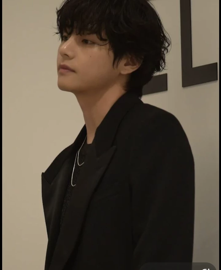 Taehyung  thumbnail