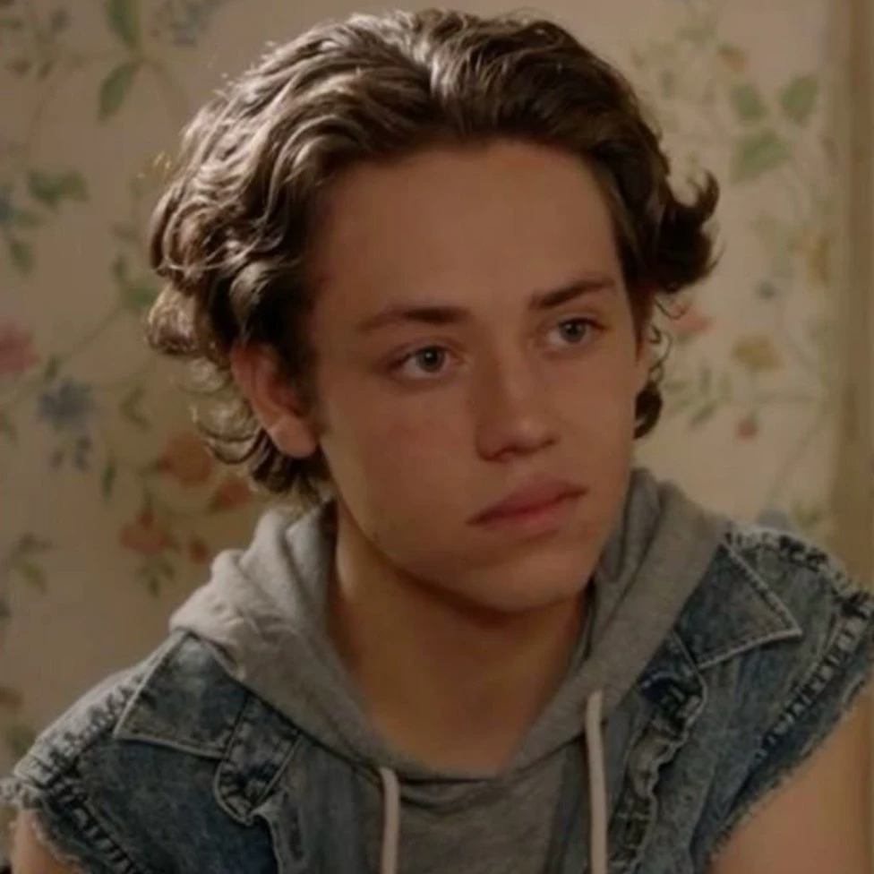 ★Carl Gallagher :]★