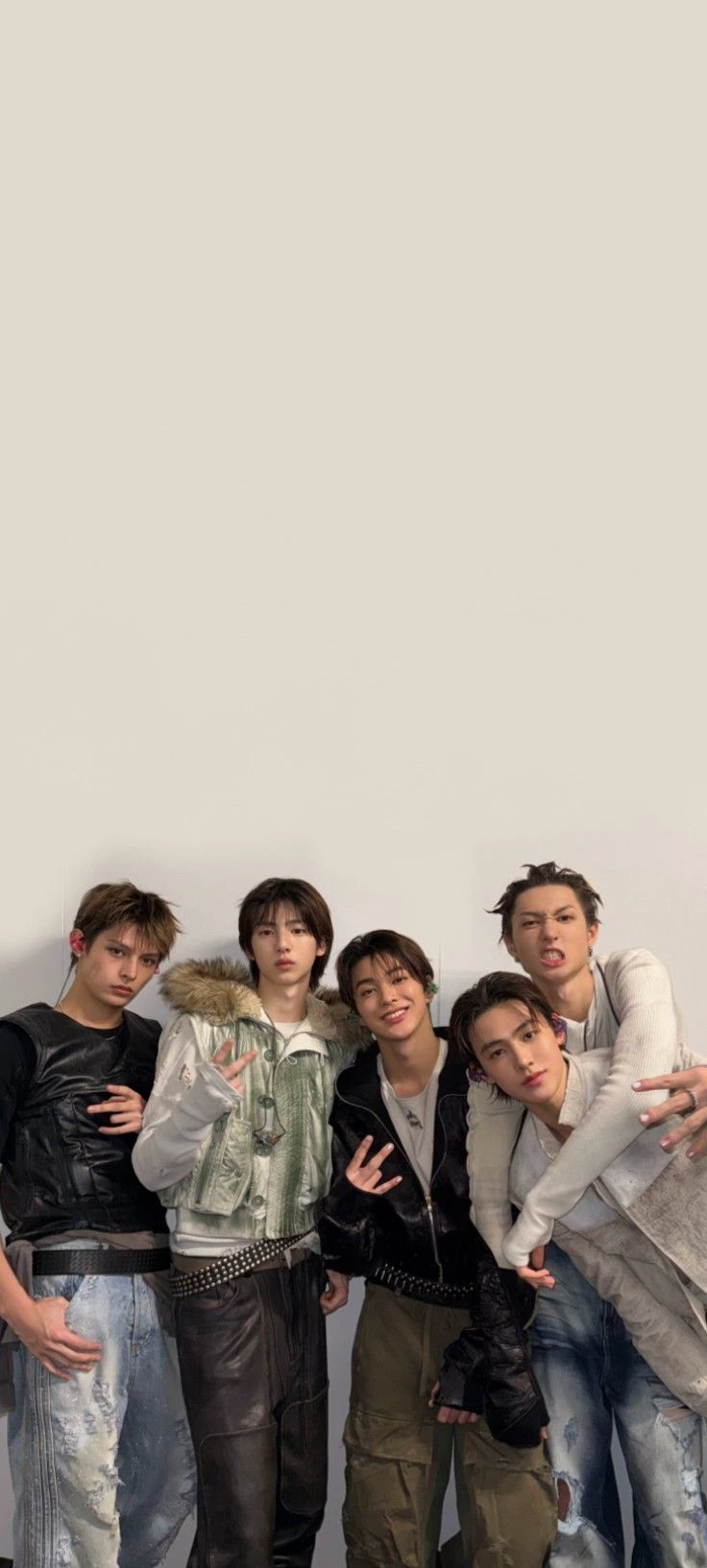 Cortis 6th member + other girl  thumbnail