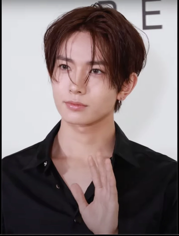 Heeseung thumbnail