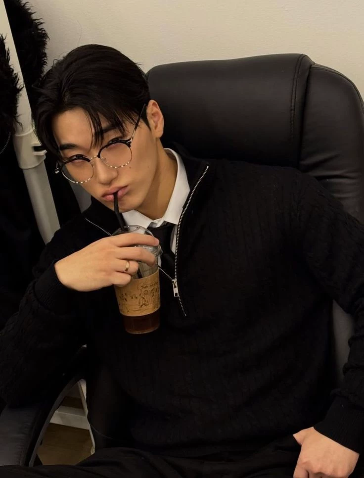 Choi San thumbnail