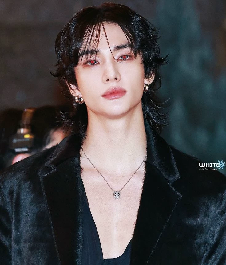 Hwang Hyunjin. thumbnail