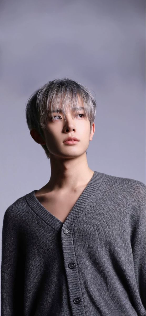 Lee heeseung thumbnail