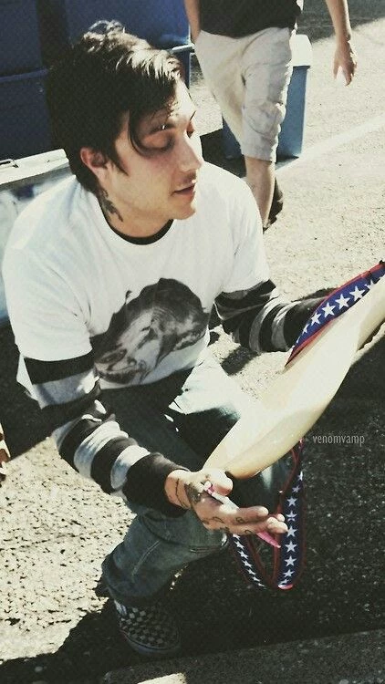 Frank Iero thumbnail