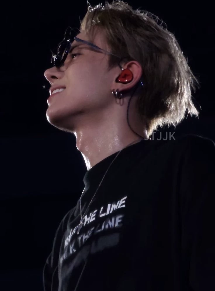 Lee Heeseung  thumbnail