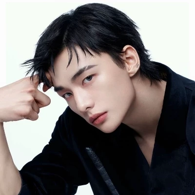 hyunjin thumbnail