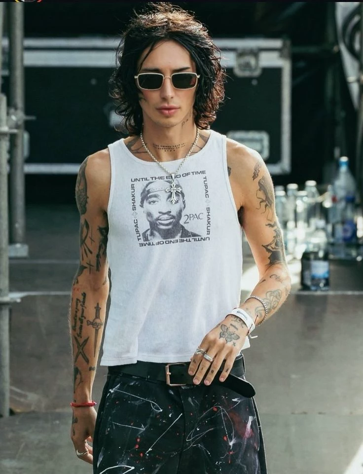 Remington Leith (Palaye Royale) thumbnail