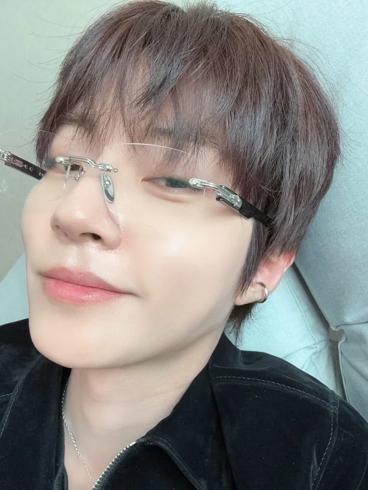 Hwang In Yeop  thumbnail