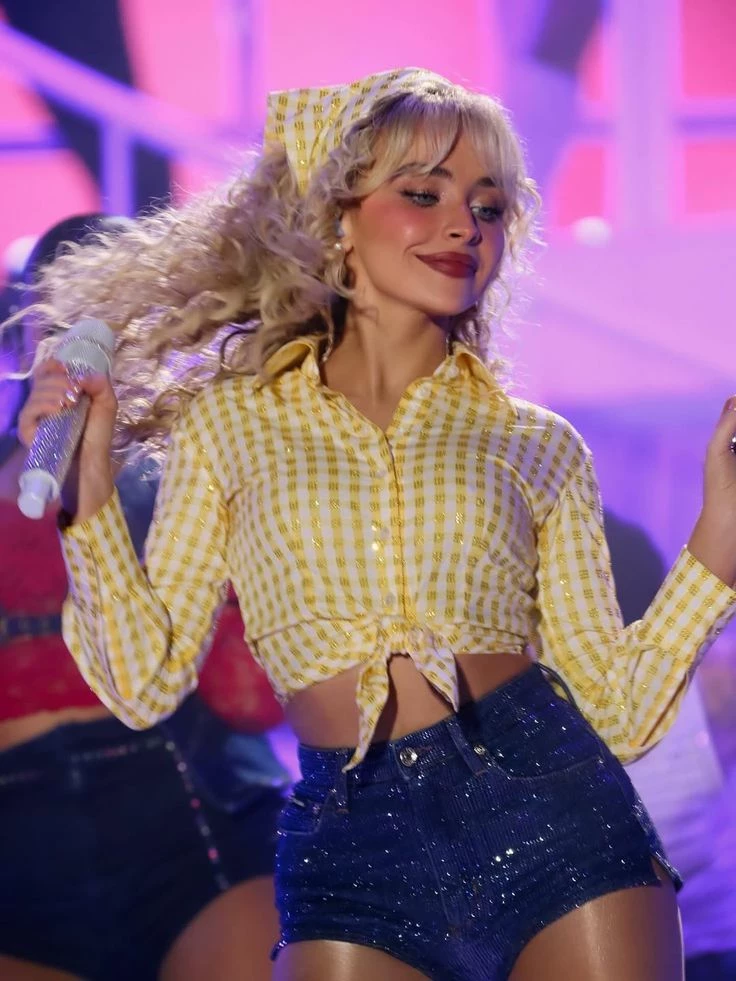Sabrina Carpenter thumbnail