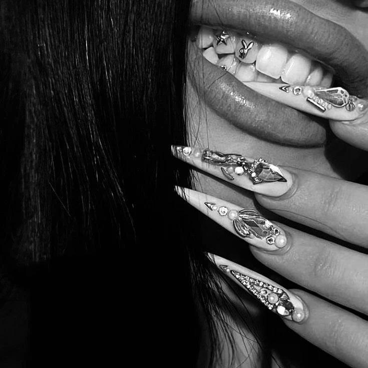 🖇️🖤Hannah🖇️🖤