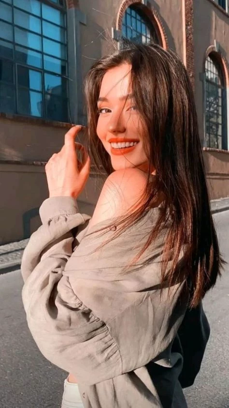 Salma thumbnail