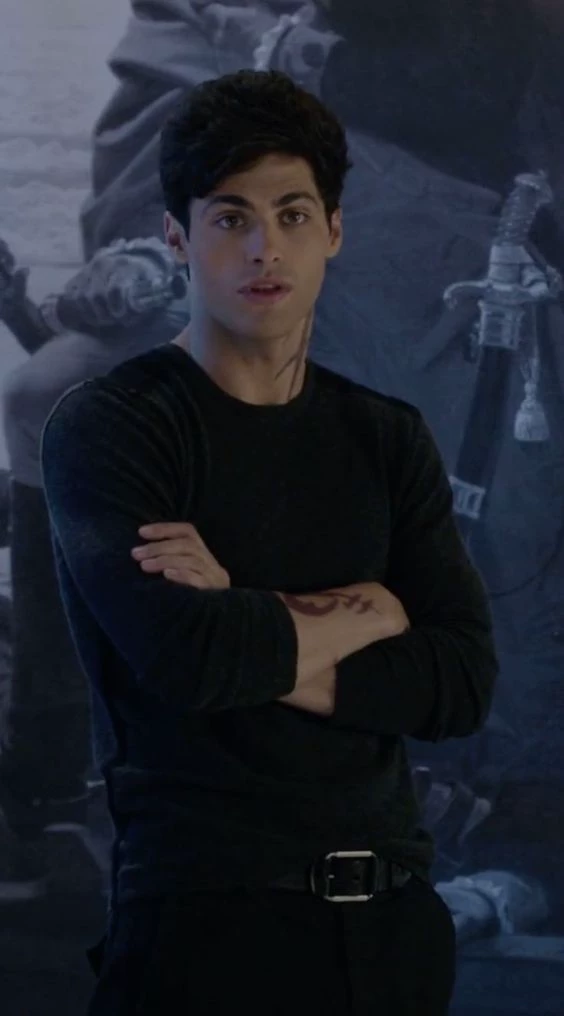 Alec Lightwood thumbnail