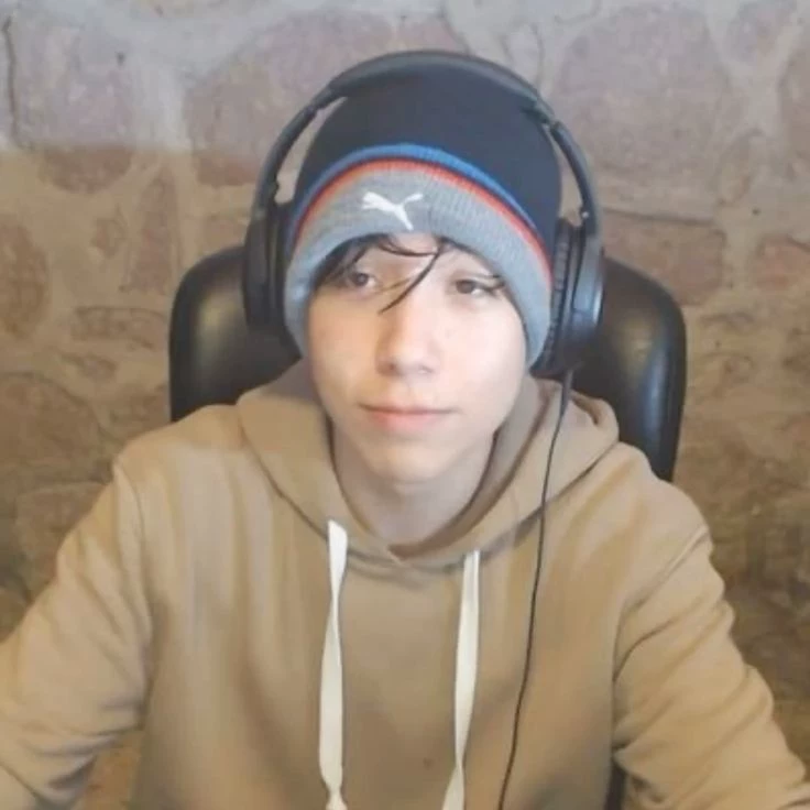 Quackity  thumbnail