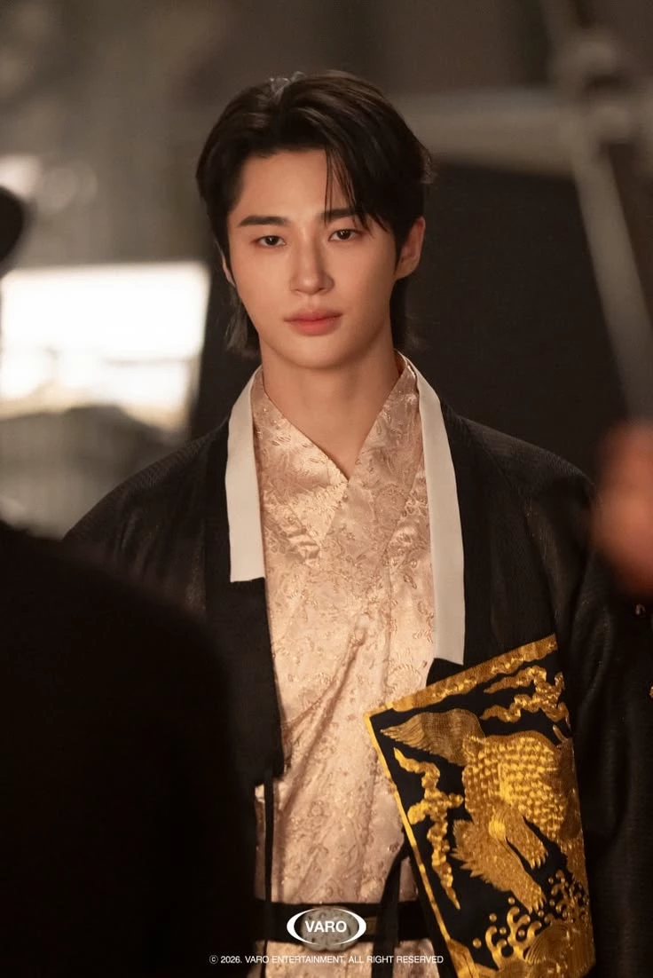 Grand Prince I-AN (Perfect Crown K-drama) thumbnail