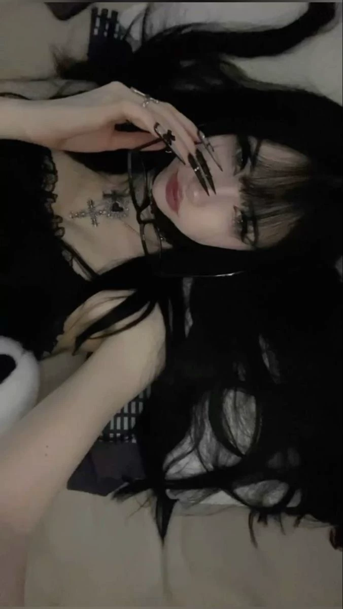 Tiffany thumbnail