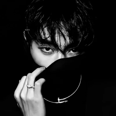 Kim Taehyung thumbnail
