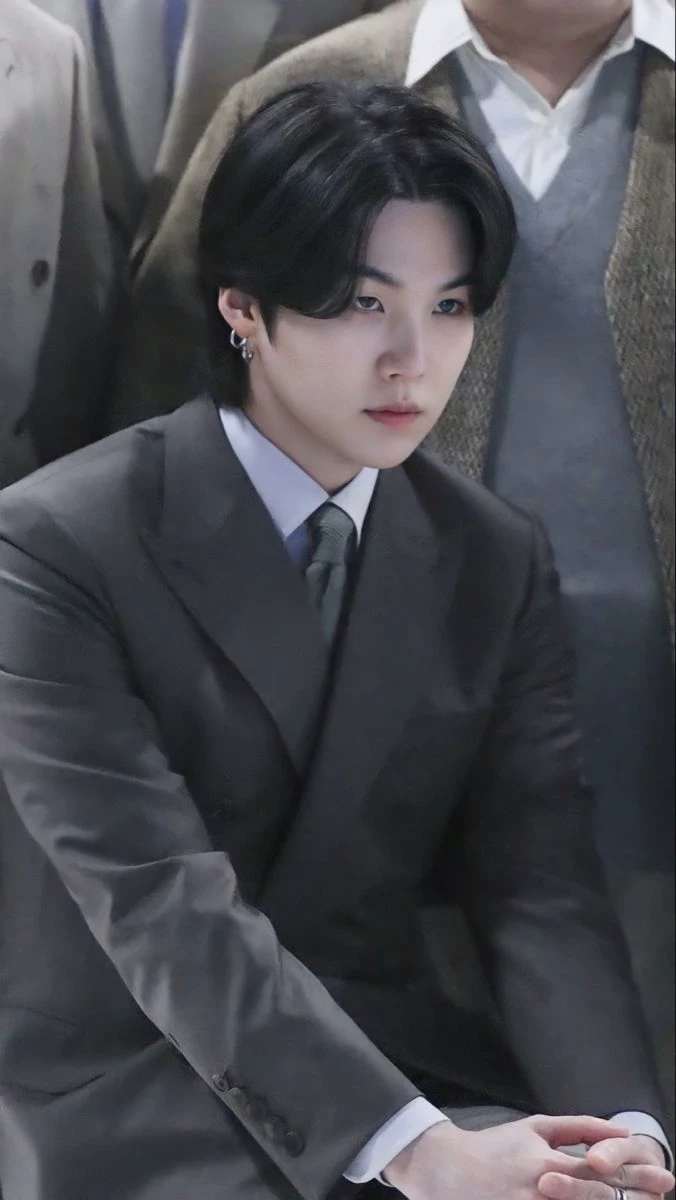 Min Yoongi — the past came back thumbnail