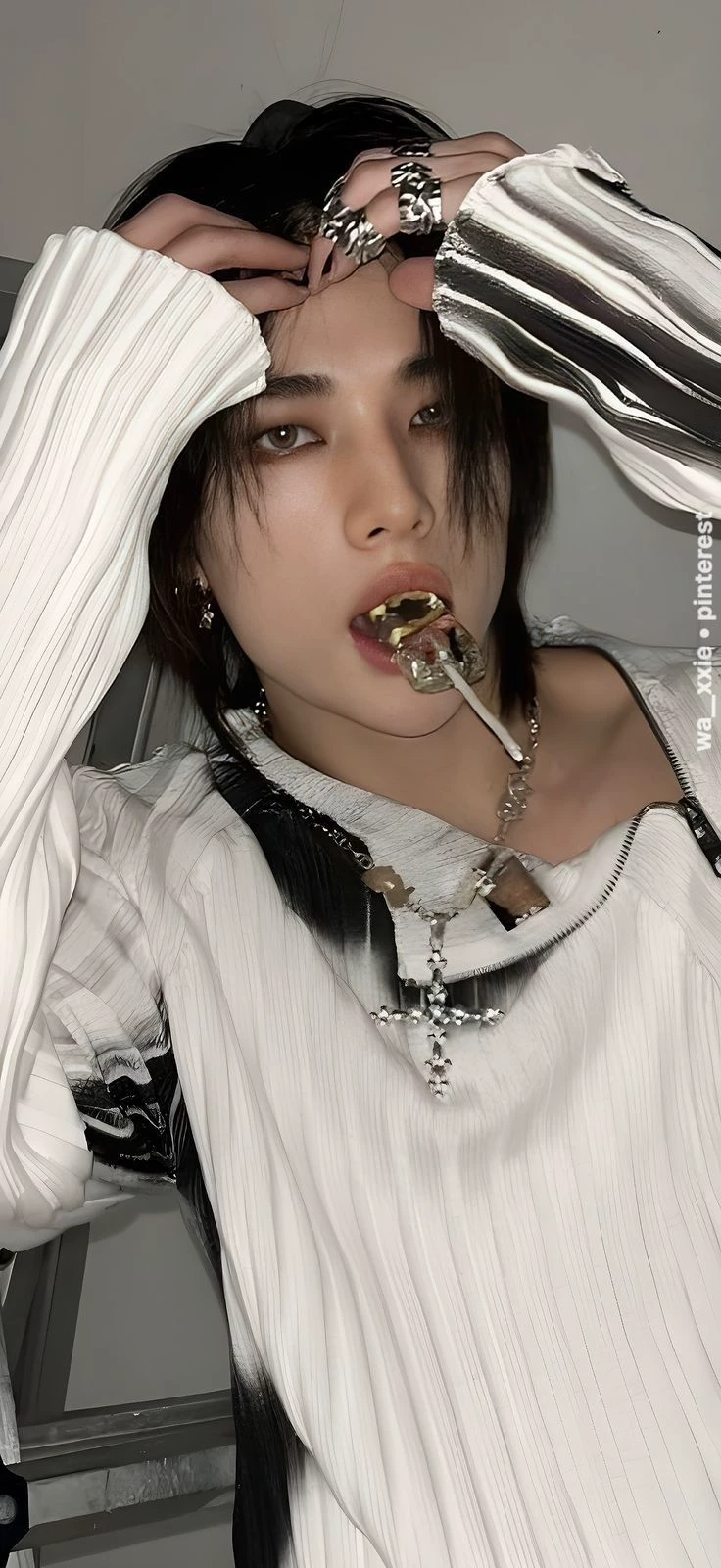 Hyunjin  thumbnail