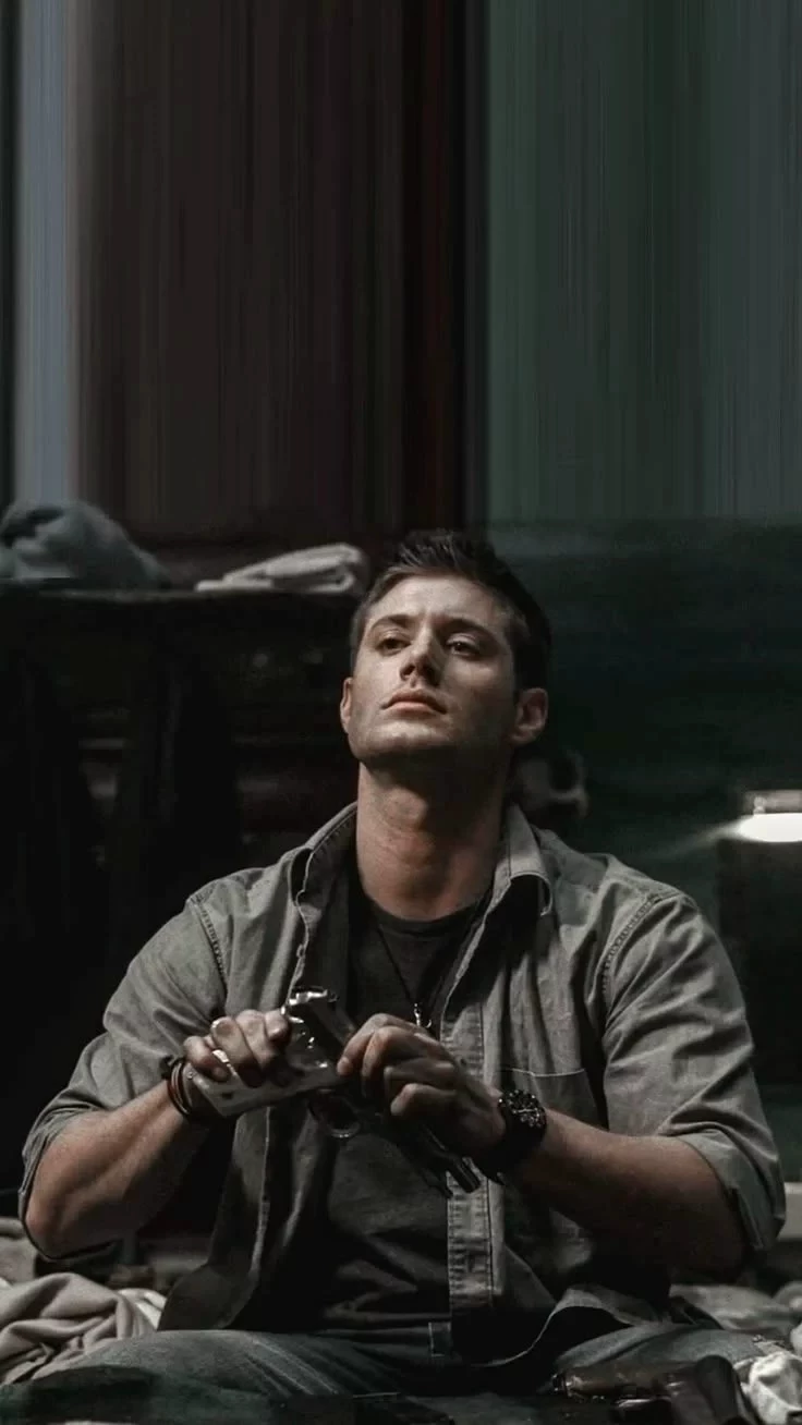 Dean Winchester  thumbnail