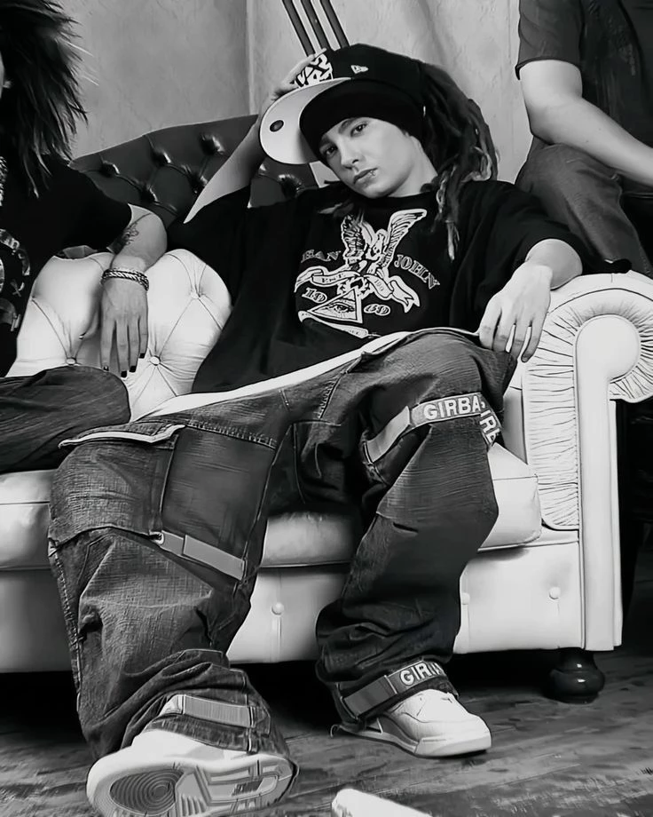 Tom Kaulitz. thumbnail