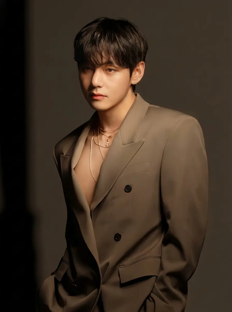 Kim Taehyung  thumbnail