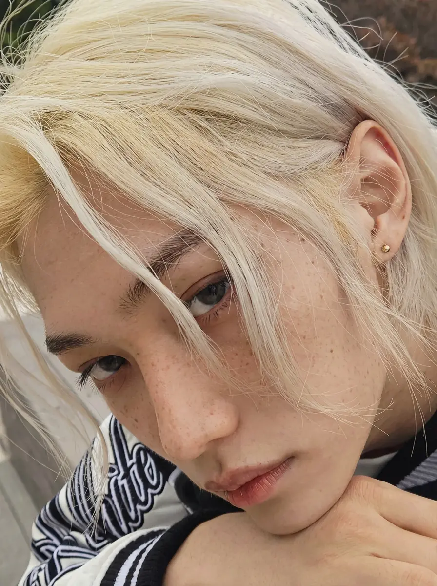 Lee Yoonbok Félix thumbnail