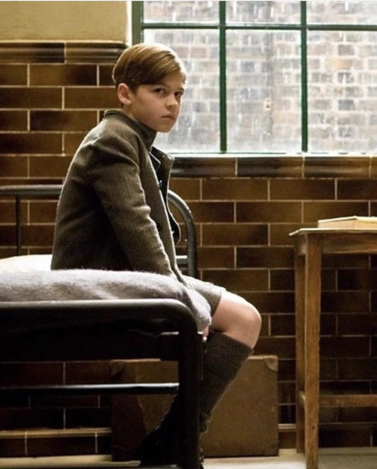 tom riddle (child) thumbnail