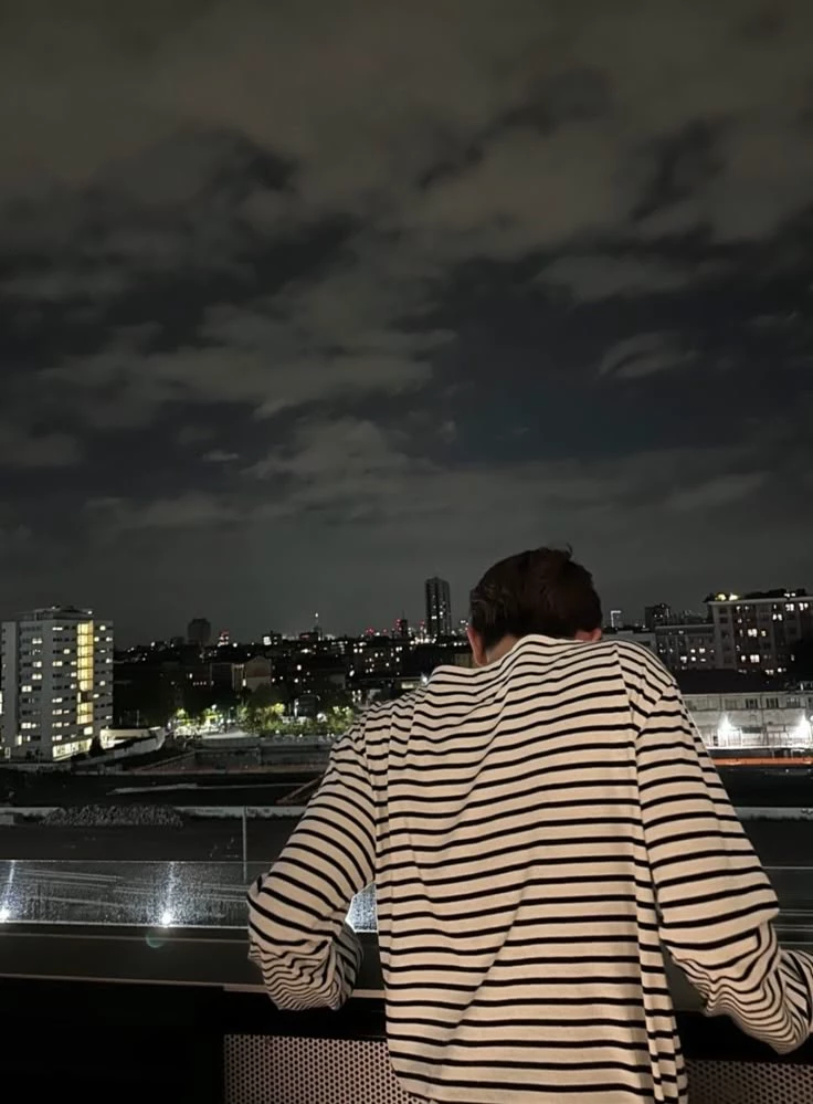 Lee heeseung. thumbnail