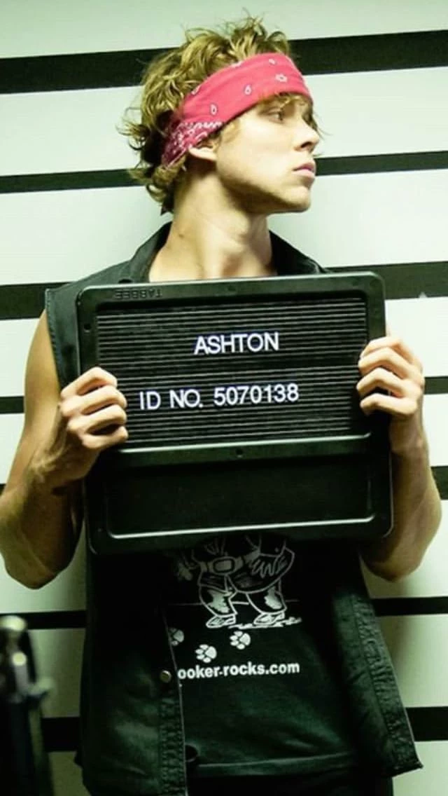 Ashton Irwin  thumbnail