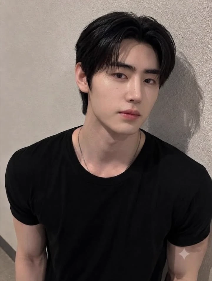 Park Sunghoon thumbnail
