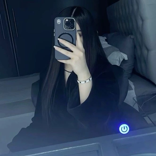 꼬마 여왕🥀