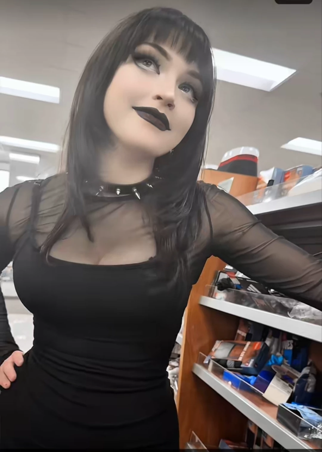 Sarah thumbnail