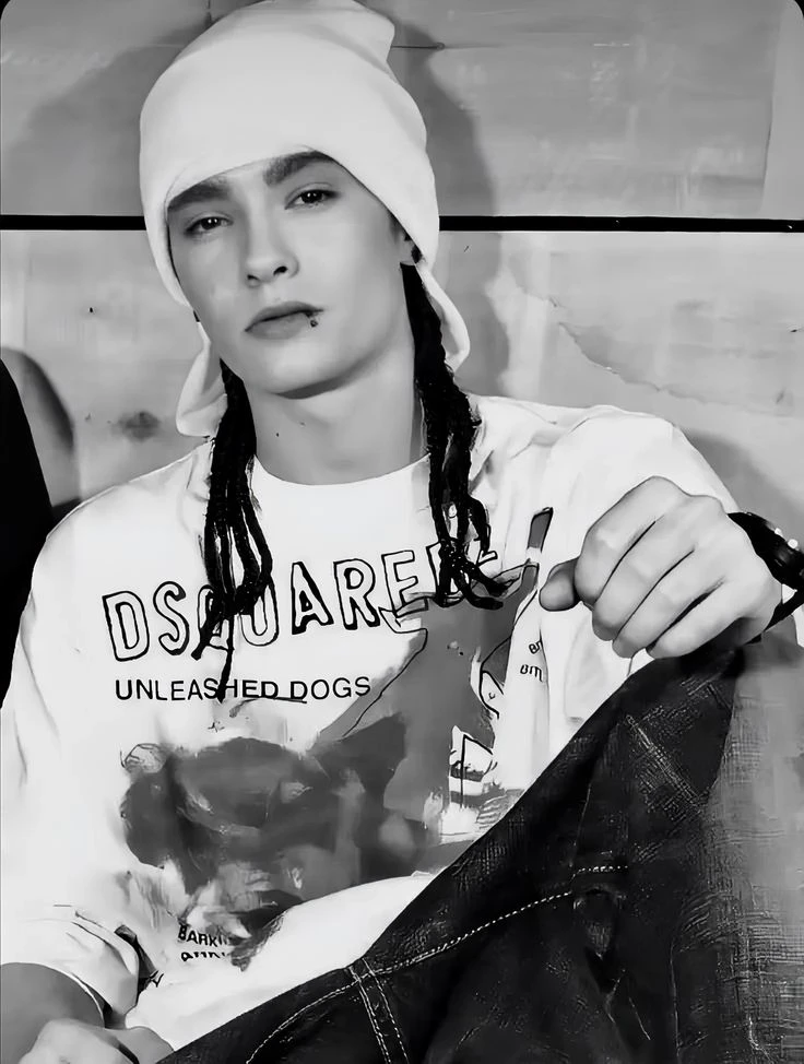 TOM KAULITZ thumbnail