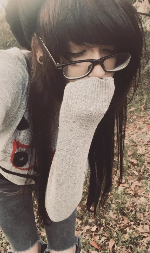 Laura thumbnail