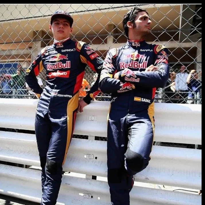 Max Verstappen e Carlos Sainz~🙄🖕🏿🫦 thumbnail