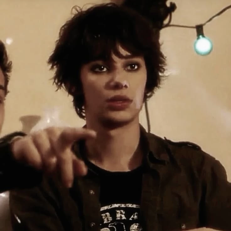 "°☆Rodrick heffley☆°" thumbnail