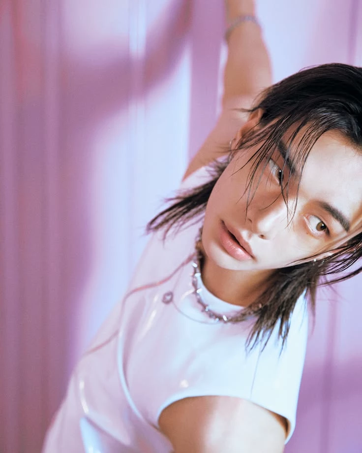 hyunjin thumbnail