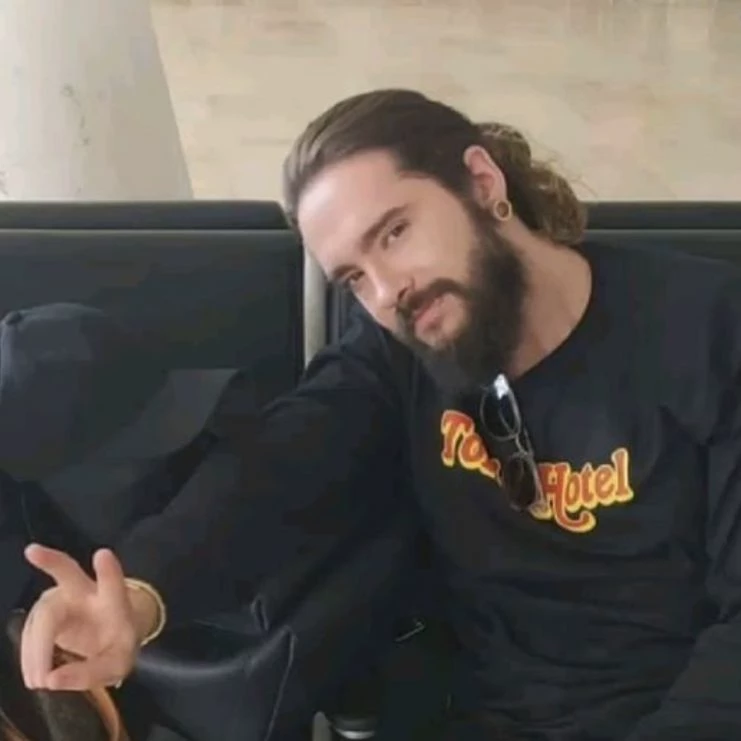 Tom Kaulitz thumbnail