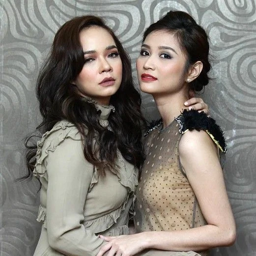 Nora Danish & Aida Jebat thumbnail