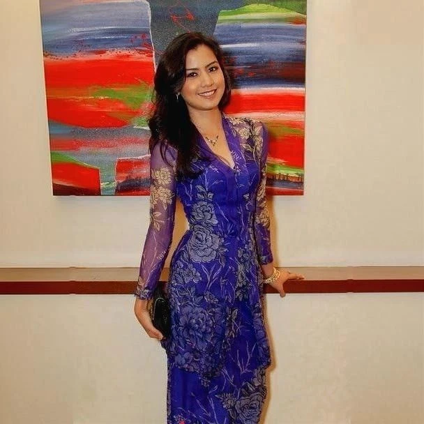 Lisa Surihani thumbnail
